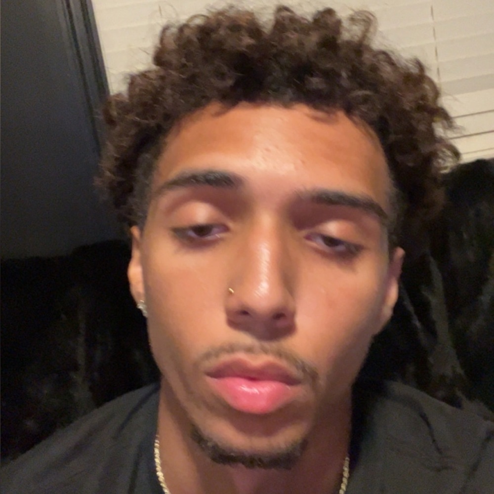 Meet your Posher, Aidan